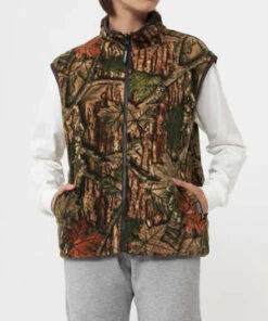 GramicciReversible Fleece Vest - Leaf Camo -Gramicci Style Deals Store Reversible Fleece Vest Leaf Camo 20230927231011 1